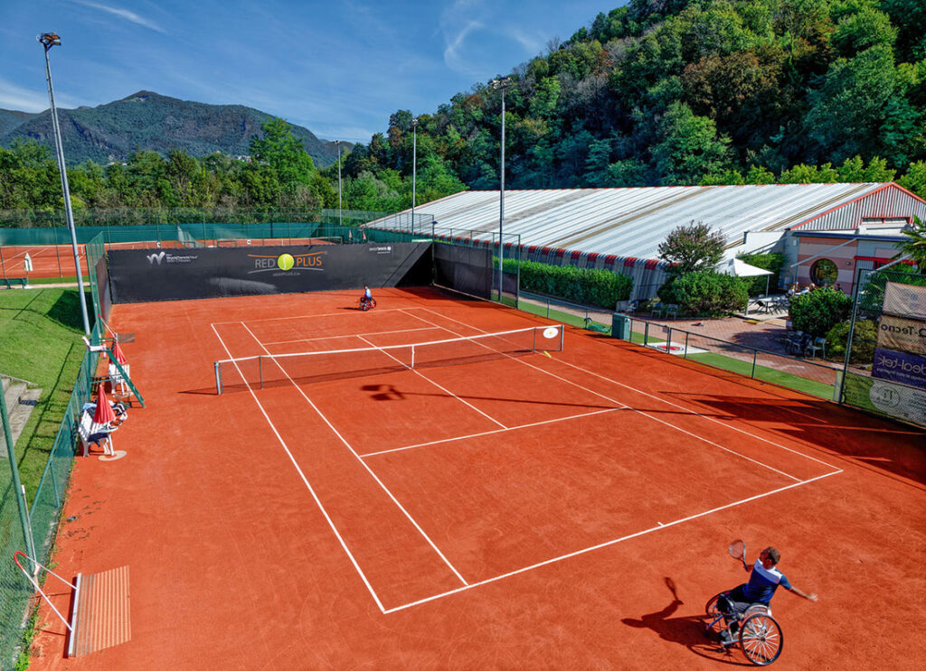 red-plus-red-clay13